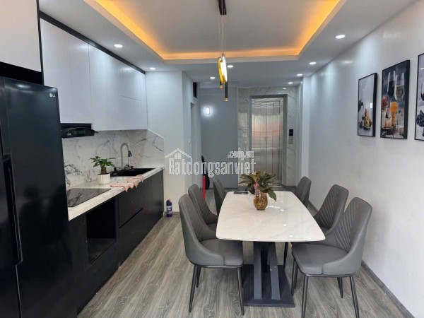 Bán Nhà Xuân La - Tây Hồ - 5 Tầng Thang Máy Nhập Khẩu - Oto Qua Nhà - Full Tiện Ích