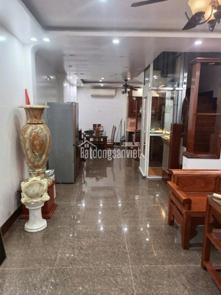 PHÂN LÔ Ô TÔ TRÁNH -NGÕ THÔNG VÒNG QUANH - THANG MÁY -KINH DOANH. LH 0904684381