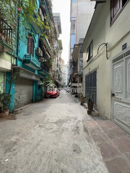 PHÂN LÔ Ô TÔ TRÁNH -NGÕ THÔNG VÒNG QUANH - THANG MÁY -KINH DOANH. LH 0904684381