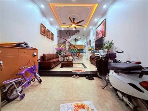 BÁN GẤP NHÀ ĐẸP Ở LUÔN KIM GIANG, CHỦ TỰ XÂY, NỞ HẬU, GẦN PHỐ, 41M2X5T, GIÁ 7.9 TỶ