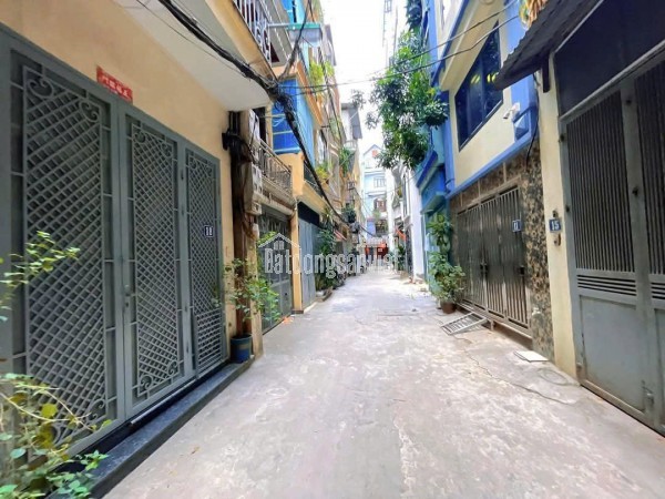 Bán Nhà THÁI HÀ - Phân Lô - Ngo To 2 Thoáng - Khu Vực Hiếm Nhà Bán - Phố Vip Quận Đống Đa - DT 46m