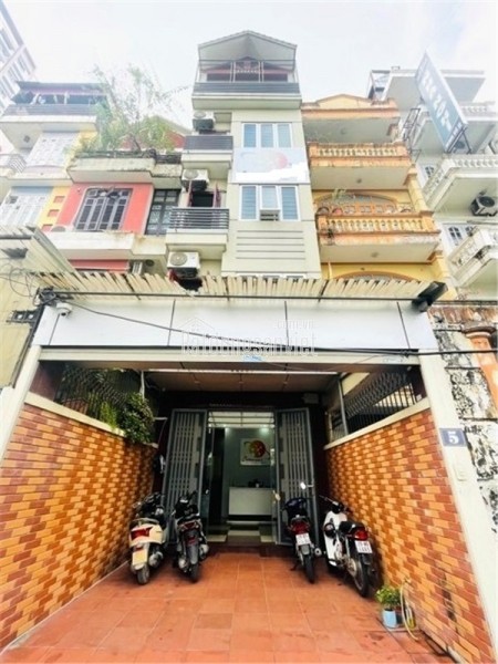 Phân lô VIP Trần Quốc Hoàn – Ô tô tránh – Một ngoặt ra mặt phố