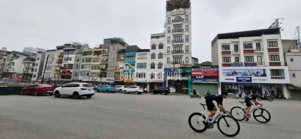 MẶT PHỐ KIM ĐỒNG - 9 TẦNG THANG MÁY - KINH DOANH ĐỈNH - CHO THUÊ GẦN 3 TỶ / NĂM