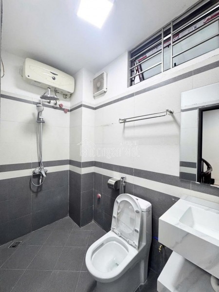 MẶT PHỐ ÂU CƠ – KINH DOANH ĐỈNH – ÔTÔ 7 CHỖ VÀO NHÀ – GIÁ CHỈ 9 TỶ !