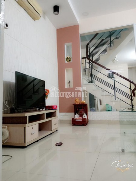 Nhà Đúc 4 Tầng, Lô Góc, 1 Mặt Tiền và 1 Mặt Hẻm, 9 Tỷ