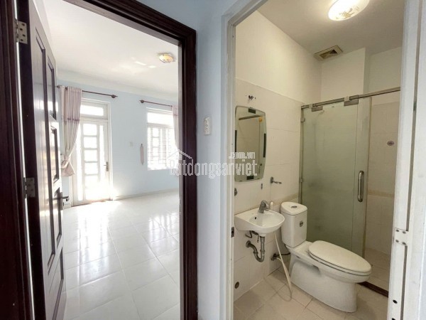 GẤP BÁN! Chỉ 5.6 tỷ TL! 54M², 4Tầng/4PN, HẺM XE HƠI, Thống Nhất Gò Vấp!