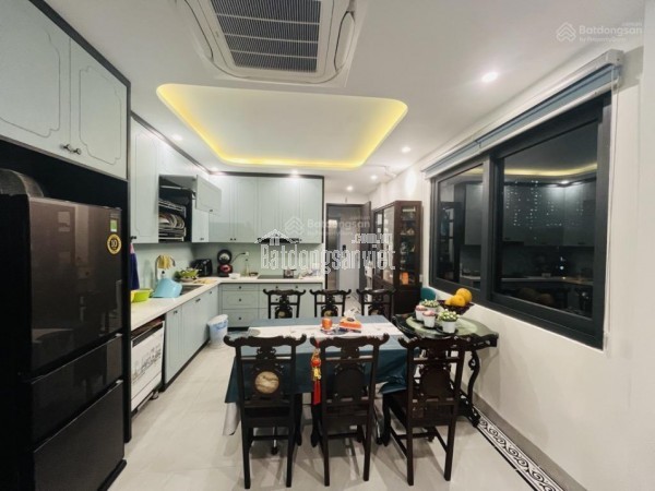 Bán gấp nhà Lò Đúc, Hai Bà Trưng 40m2, 5T, thang máy, giá 8.25 tỷ