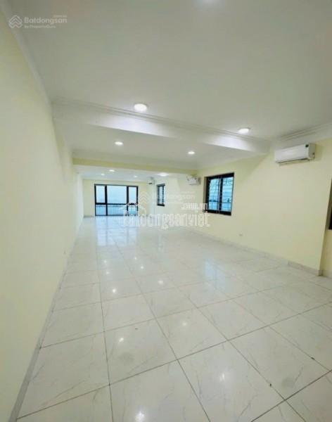 Siêu phẩm KĐT Đô Nghĩa, vỉa hè, kinh doanh đa dạng, 70m, 5 tầng kiên cố, thang máy, chỉ 17 tỷ