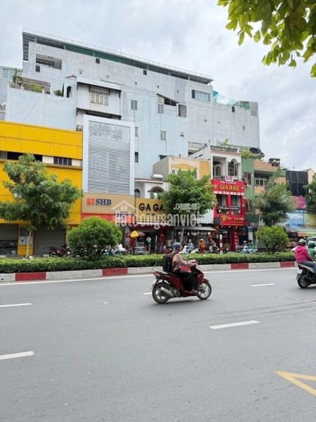 * Chính Chủ Bán Mặt Tiền Cộng Hòa, P13, Q.Tân Bình: DT 4.1x5m, Giá Chỉ 6 Tỷ 8. LH: O981.699.932