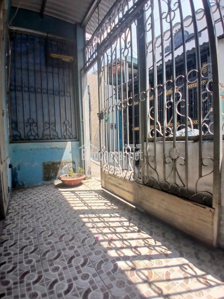 BÁN NHÀ TRUNG CHÁNH, HÓC MÔN - 62M2, THỔ CƯ, HXH - GIÁ RẺ!