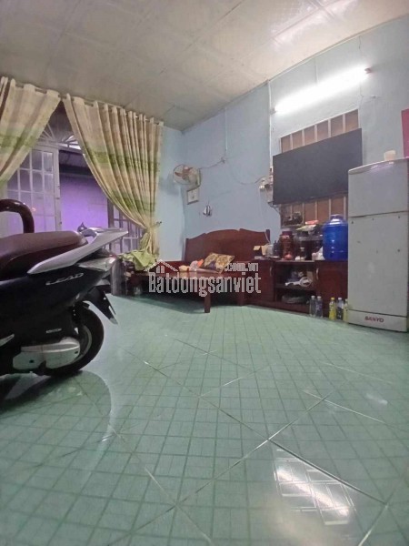 BÁN NHÀ TRUNG CHÁNH, HÓC MÔN - 62M2, THỔ CƯ, HXH - GIÁ RẺ!