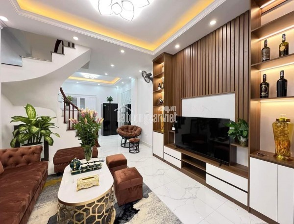 BÁN NHÀ ĐẸP THỤY PHƯƠNG - BẮC TỪ LIÊM - DT48M2 - 5 TẦNG - GIÁ 7 TỶ - ĐẺ Ở . KINH DOANH - NGÕ Ô TÔ