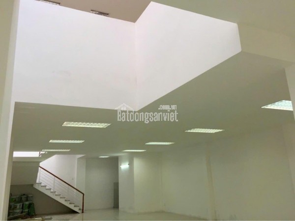 Cầu Giấy nhà mới, 30m2, ngõ rộng, gần phố, 6 tầng thang máy, 8 tỷ