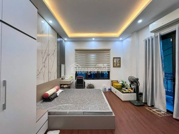 Nhà 5T khu Minh Khai-MT 5m-cách 1 nhà ô tô tránh-Ngõ thông.