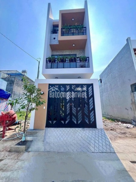 Chỉ 4.7 tỷ TL – Nhà 1 trệt 2 lầu đẹp như mới – Hẻm 8m Trường Lưu, Q9 (gần chợ Long Trường)
