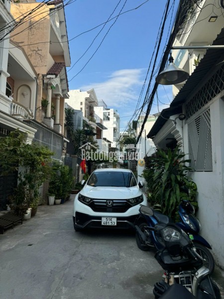 HẺM Ô TÔ VÀO NHÀ - NHÀ MỚI Ở NGAY - CÓ PHÒNG DƯỚI TRỆT - DÂN TRÍ CỰC VIP.