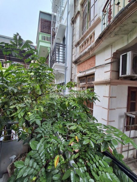 Nhà đẹp phố Giang Văn Minh, Ba Đình, giá chỉ 10.8 tỷ