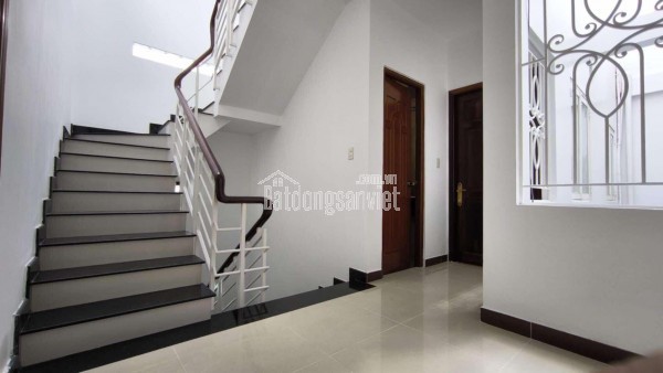LÊ VĂN SỸ - ĐẸP NGANG 5m x 15m - XÂY 5 TẦNG - Ô TÔ ĐỂ BÊN TRONG- CHỦ XÂY TÂM HUYẾT - SẴN 5PN