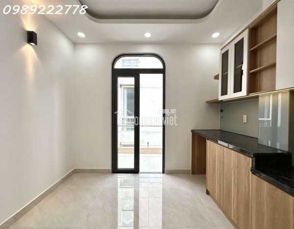 LÊ VĂN SỸ - ĐẸP NGANG 5m x 15m - XÂY 5 TẦNG - Ô TÔ ĐỂ BÊN TRONG- CHỦ XÂY TÂM HUYẾT - SẴN 5PN