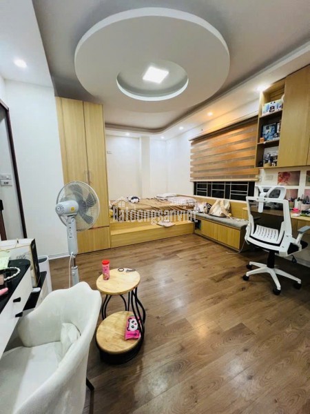 LÔ GÓC CỰC ĐẸP Ở VĂN CHƯƠNG, ĐỐNG ĐA. SIÊU TRUNG TÂM!