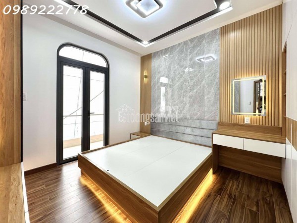 MẶT TIỀN thụt TRẦN QUANG KHẢI- ĐẸP 3 TẦNG - TẶNG NỘI THẤT CƠ BẢN - Ô TÔ TỚI CỬA.