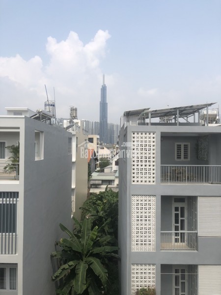 “Bán Nhà Có Thang Máy – Đường Cao Đức Lân, Quận 2 – Giá Tốt 18,5 Tỷ