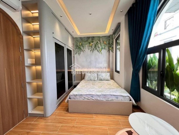 Nhà đẹp, ở ngay Nguyễn Phúc Chu, Tân Bình - 54m2 - 4 tầng - 7,x đồng