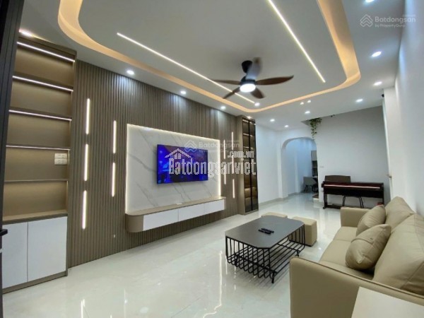 Bán gấp nhà riêng tại Trương Định, 9,3 tỷ, 60m2, 4PN, 4WC, đầy đủ nội thất