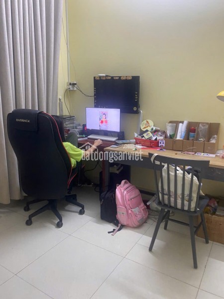 Bán Nhà Mặt Tiền đường Hương Sơn-Phước Hoà-TP Nha Trang
DT: 96m2 ngang 5,15m lh: chế thị ngọc bích