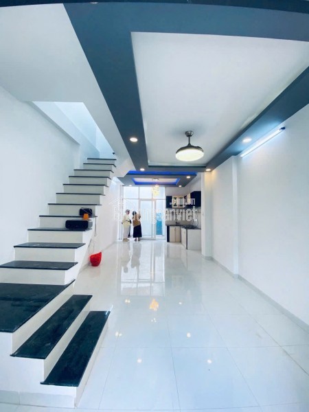 2,4 tỷ nhà 2 tầng mới xây, hẻm lư cấm, ngọc hiệp, nha trang, khánh hoà