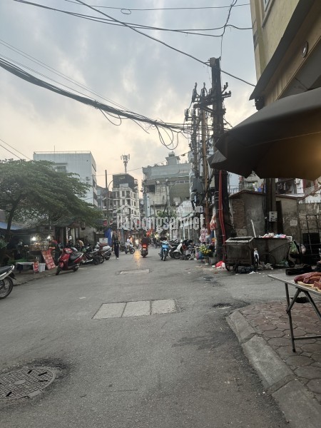 Bán nhà Phân Lô Bách khoa 115m vỉa hè 5m, ô tô tránh, kinh doanh sầm uất