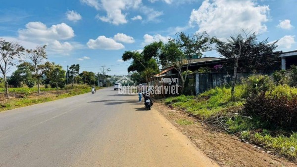 BÁN ĐẤT GIÁ RẺ NGAY HỒ DẦU TIẾNG – GIÁP KHU CÔNG NGHIỆP