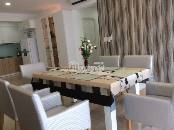 SCENIC VALLEY 1 cho thuê 1500$ 3 pn 110m2, view rất mát