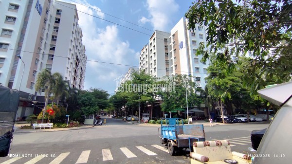 Bán Shophouse - Anh Chị nào cần nơi vừa ở vừa KD mà giá mềm thì Ehome3 là thích hợp nhé