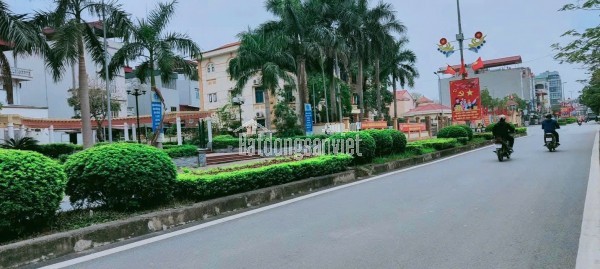 Bán nhà ,diện tích 46m2,4 tầng,gác lửng,cách ô tô 15m,Thị trấn Trạm Trôi,Hoài Đức