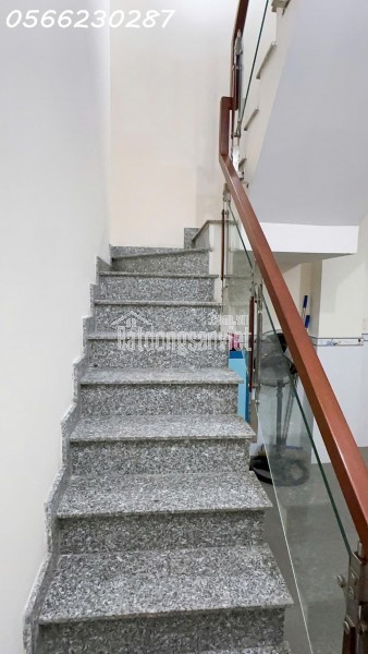 BÁN NHANH 3 TẦNG, 59M2,NGANG 4M, NGÕ LÊ VĂN KHƯƠNG, HIỆP THÀNH, Q.12 - GIÁ 4.5 TỶ - SỔ ĐỎ CHÍNH CHỦ