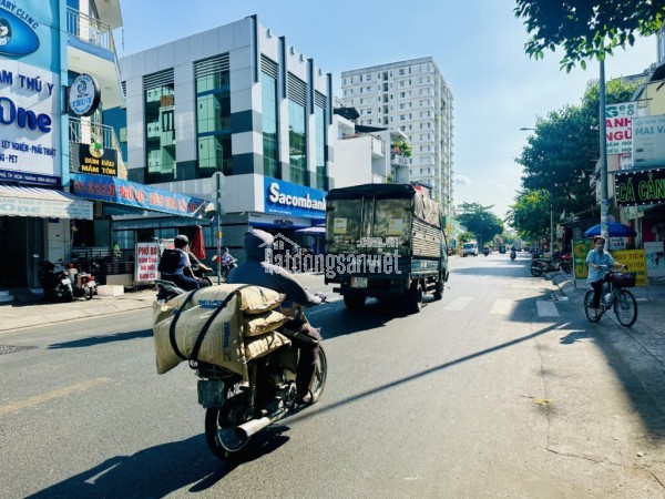 Bán Nhà Mặt Tiền Đường Hoàng Hoa Thám, P6, Bình Thạnh - 5x7.5m - 20 Tỷ