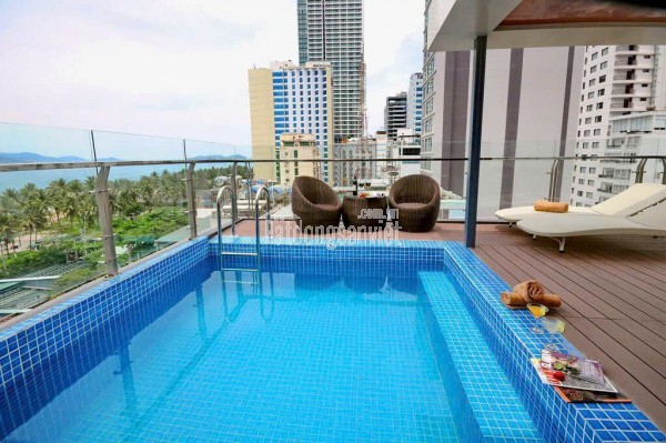 Cần Bán khách sạn hẻm Trần Phú , Nha Trang .
Diện tích 122m ngang 6,5m đường ô tô 5m - Giá bán :