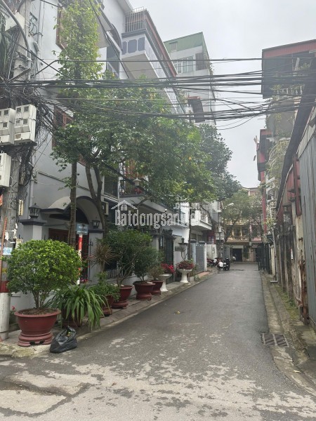 Hơn 6 Tỷ Ô Tô Đậu Cạnh Nhà - TT Hoàng Mai - Nhà Cực Đẹp Về Ở Luôn - Ngõ Thông