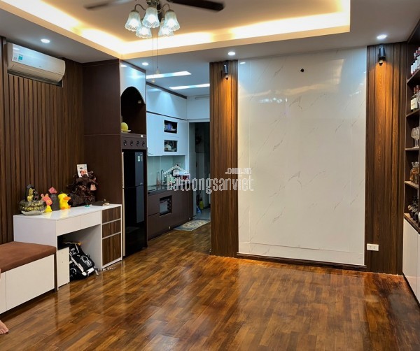 Cần bán căn hộ chung cư tầng trung  CT11 Kim Văn Kim Lũ