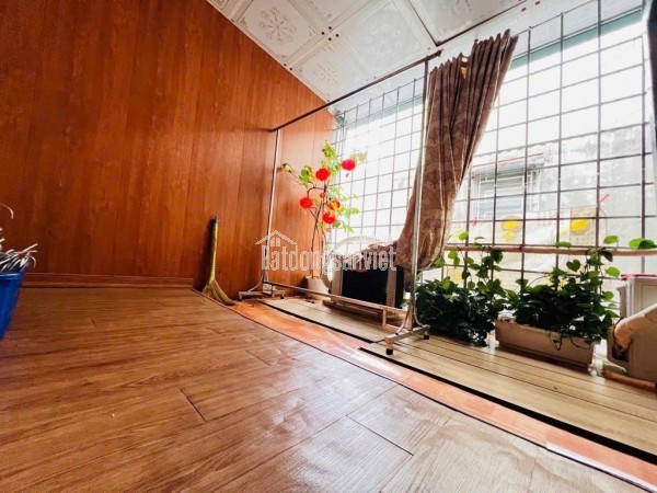 NHÀ TT ĐÃ THÔNG 3 TẦNG ĐẦY ĐỦ TIỆN NGHI, TRUNG TÂM ĐỐNG ĐA, GẦN KHÂM THIÊN CHỈ HƠN 3TỶ XÍU XIU MÀ