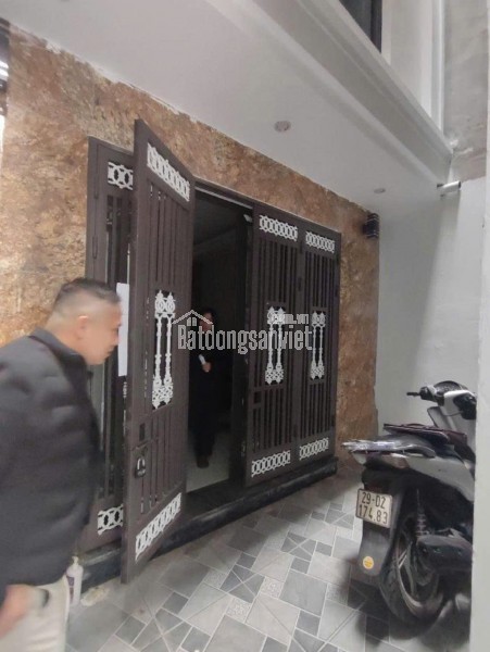 NHÀ TT ĐÃ THÔNG 3 TẦNG ĐẦY ĐỦ TIỆN NGHI, TRUNG TÂM ĐỐNG ĐA, GẦN KHÂM THIÊN CHỈ HƠN 3TỶ XÍU XIU MÀ