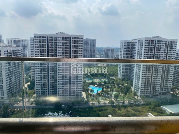 Chính chủ gửi bán gấp căn 2PN diện tích lớn GH, tầng vừa đẹp, view hồ bơi và vườn Nhật giá chỉ 3tỷ2
