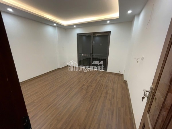 BÁN NHÀ VĨNH QUỲNH, THANH TRÌ 65m2 HƠN 4 TỶ NHÀ RỘNG, THOÁNG MÁT CÓ SÂN ĐỂ XE