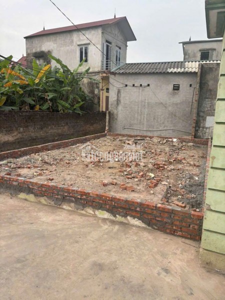 Bán gấp mảnh đất lô góc tại Quế Sơn- Tân Ước-Thanh Oai 45,5m2- 2 tỷ 580