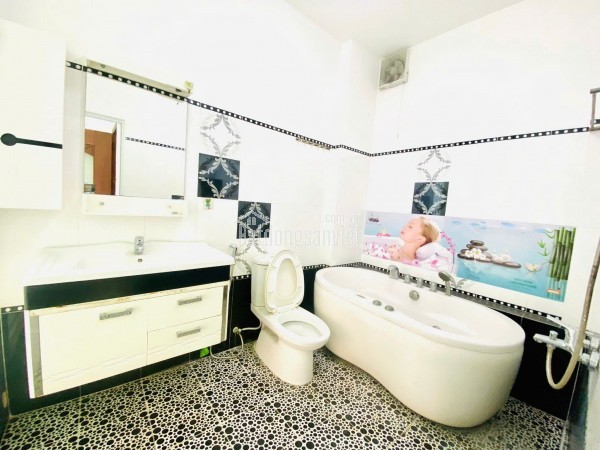 BIỆT THỰ BÁN .DT 144M2 ,4 LÂU .TÂN PHÚ ,GIÁ 26.5 TỶ