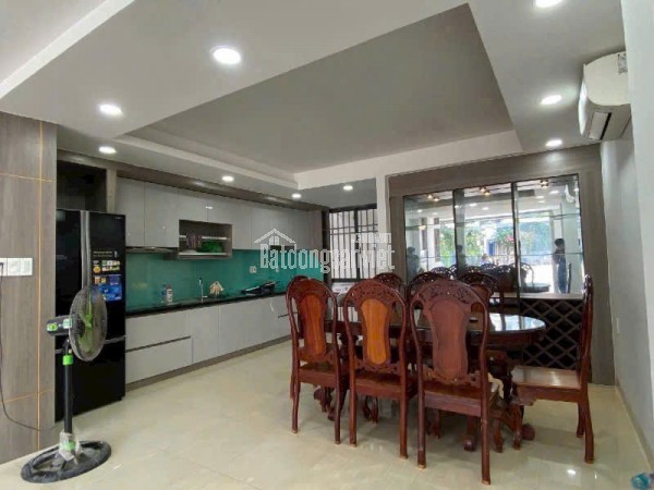 Bán nhà khu phố tây mặt tiền Trần Quang Khải cách biển chỉ 200m. - 80m2 - Giá bán 20 tỷ ~250tr/m2