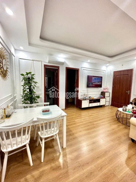 Cần bán căn hộ chung cư Kim Giang diện tích 65,1 m2, giá 3 tỷ