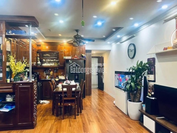 Cần bán căn hộ chung cư tòa D – Vinaconex – 102m² – 3PN, 2WC – Nội thất cao cấp, ở ngay