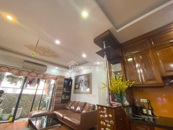 Cần bán căn hộ chung cư tòa D – Vinaconex – 102m² – 3PN, 2WC – Nội thất cao cấp, ở ngay